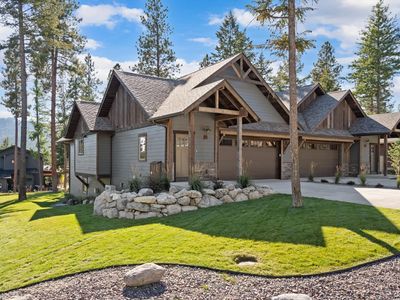 593 Grayling Rd, Lakeside, MT, 59922