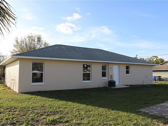 4th image of 2321 Dupree St