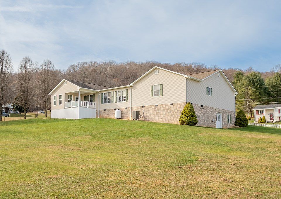 208 Gilland Rd, Max Meadows, VA 24360 Zillow