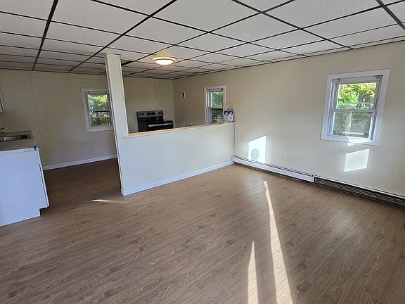 2nd image of 2726 2730th St #1