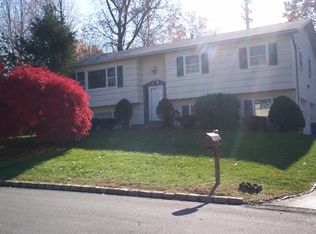 5 Sagamore Ave, Suffern, NY 10901