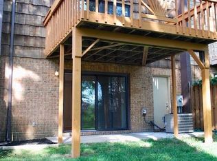 8 Gala Ln, Baltimore, MD 21208