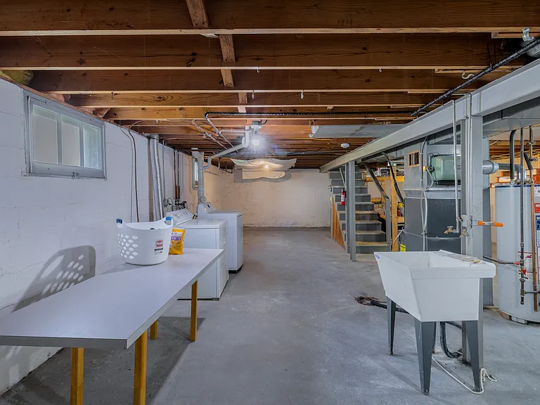 3216 Jasper Park — Photo 29