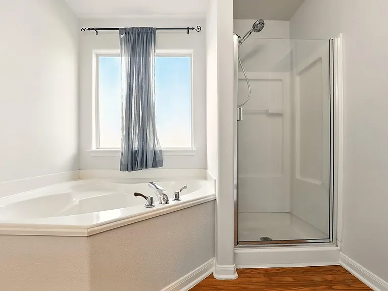 4006 Enclave Mist Ln — Photo 16