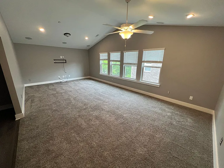 3191 Bradfield Dr — Photo 20