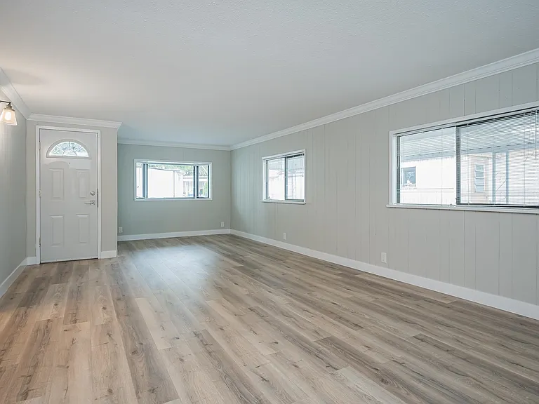 24330 Fraser Hwy #61 — Photo 11