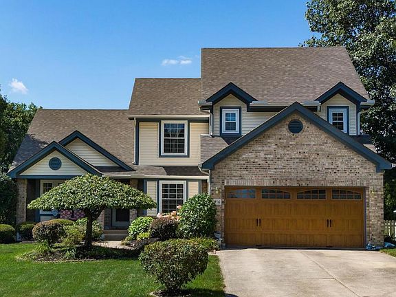2nd image of 916 Harmony Ct
