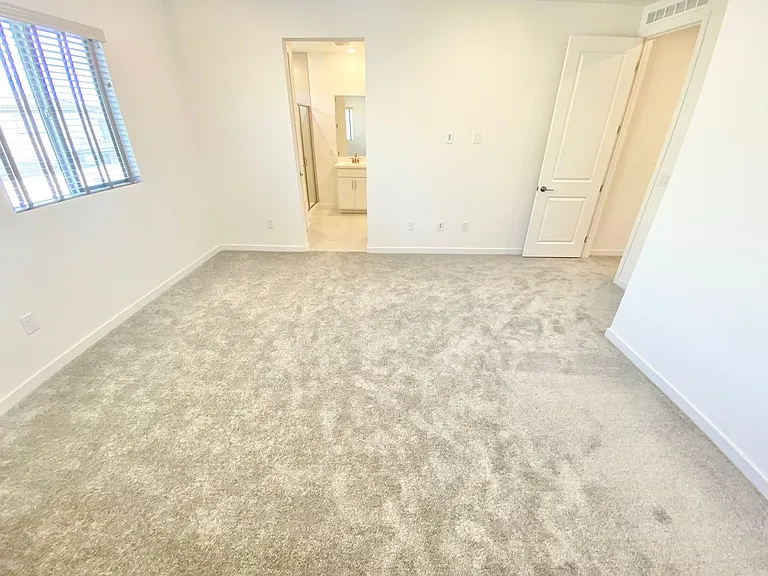 11620 Observation Point Ave — Photo 25