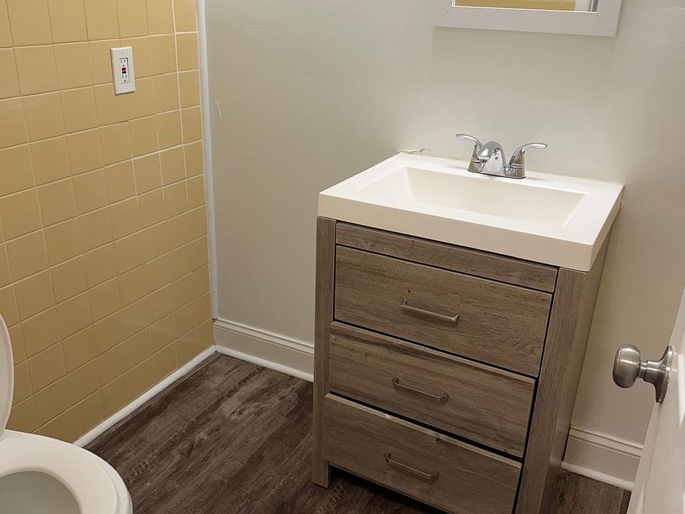 1st image of 7538 Roosevelt Blvd Unit 2