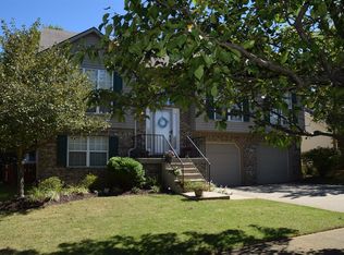 825 Palomino Ln, Lexington, KY 40503