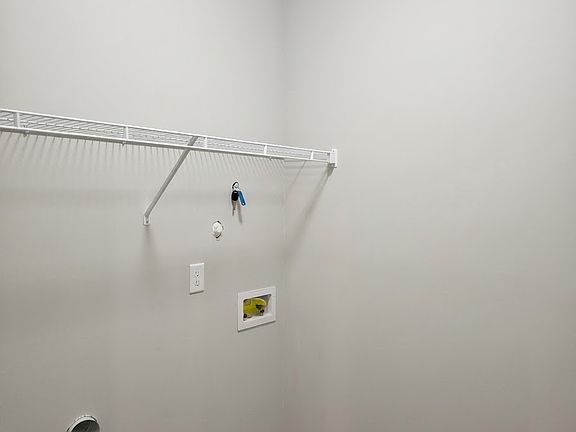 5th image of 1268 Margaret Rd