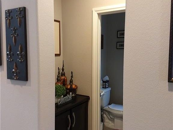 4th image of 3312 Molinos Dr