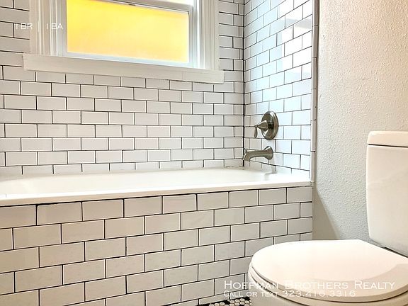 5th image of 412 S Lake St #101A