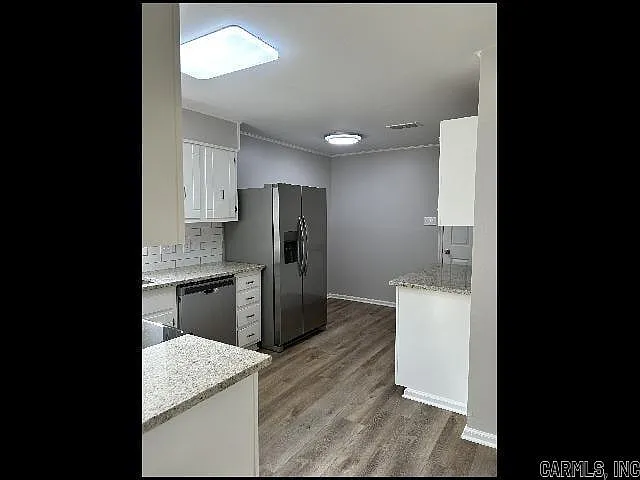 16 Kingspark Dr — Photo 5
