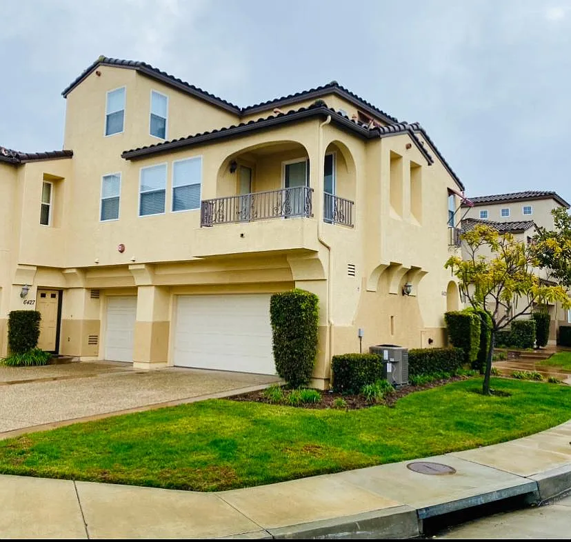 6425 Terraza Portico — Photo 1