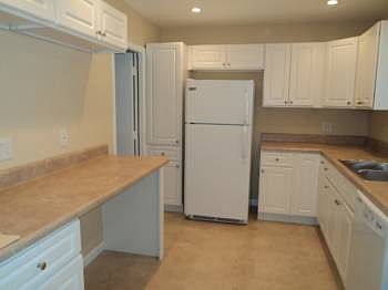 2nd image of 7273 Southgate Blvd