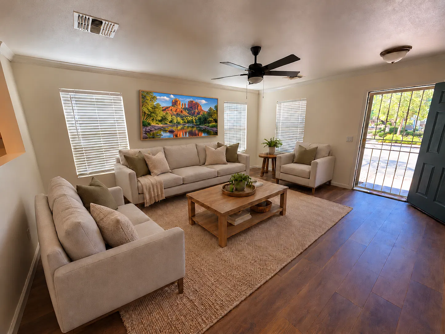 3 bed, 1357 sqft, $2,300 — Photo 2