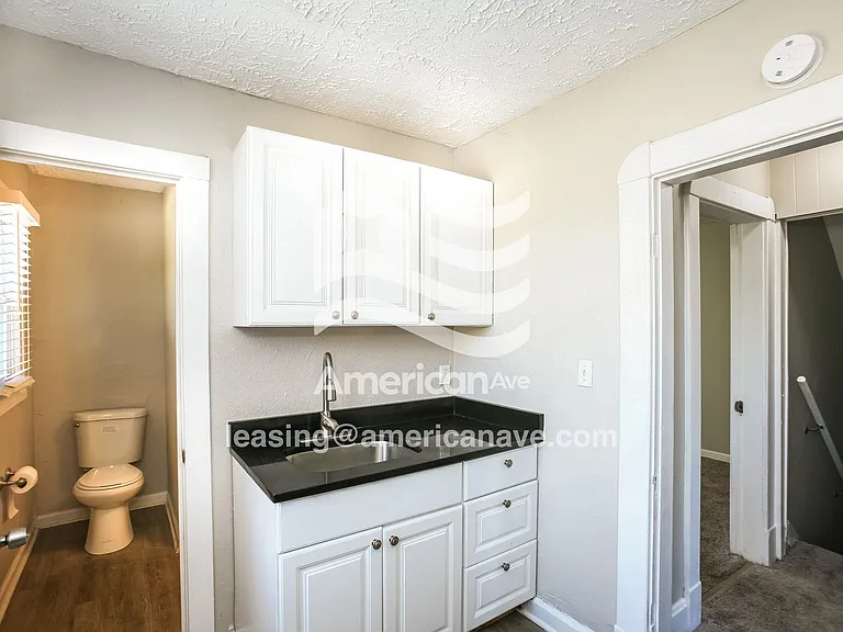 713375_006_wm_-_kitchen_13546256.jpg