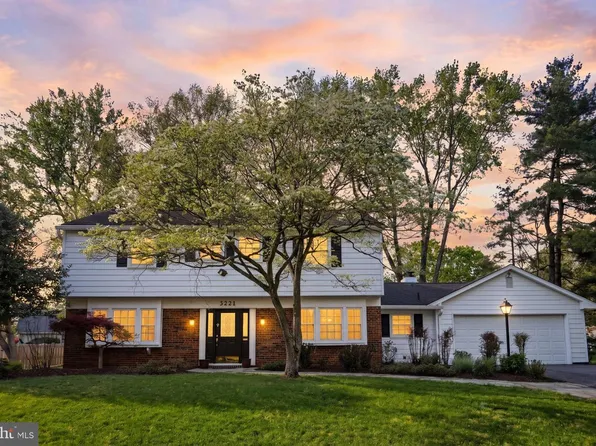 3221 Beret Ln, Silver Spring, MD 20906
