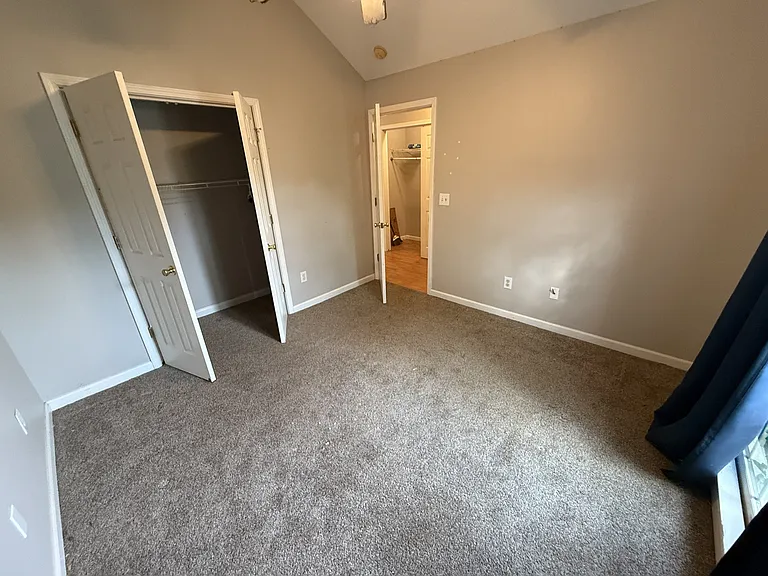 3806 Holland Ct — Photo 5