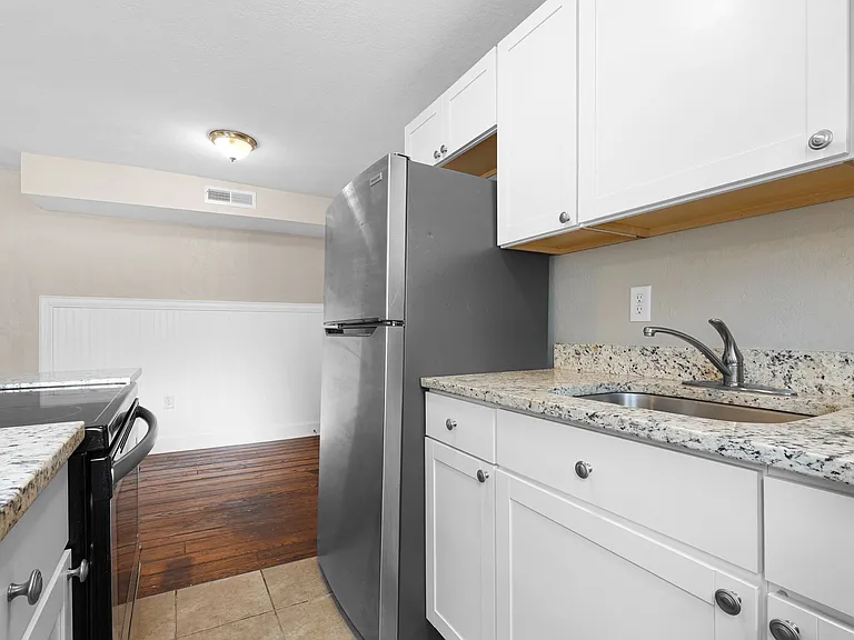 1526 Blair Ave — Photo 1