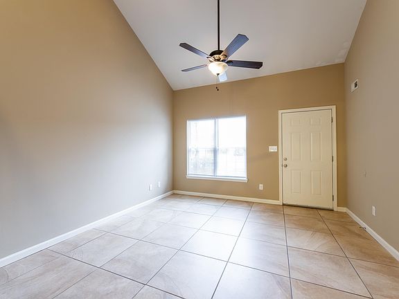 2nd image of 129 Nancy Dr