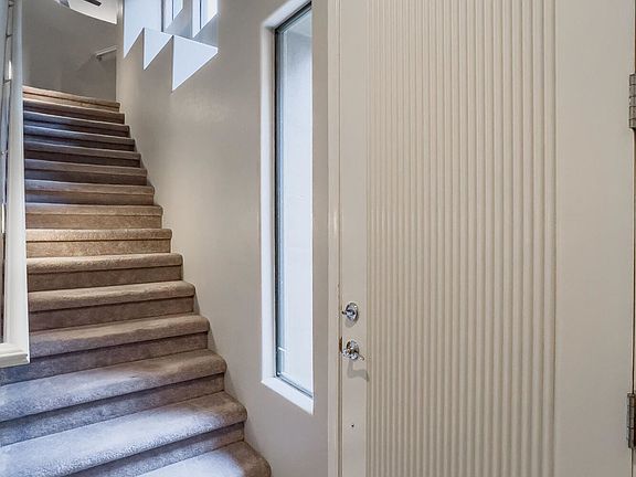2nd image of 19550 N Grayhawk Dr Unit 2048