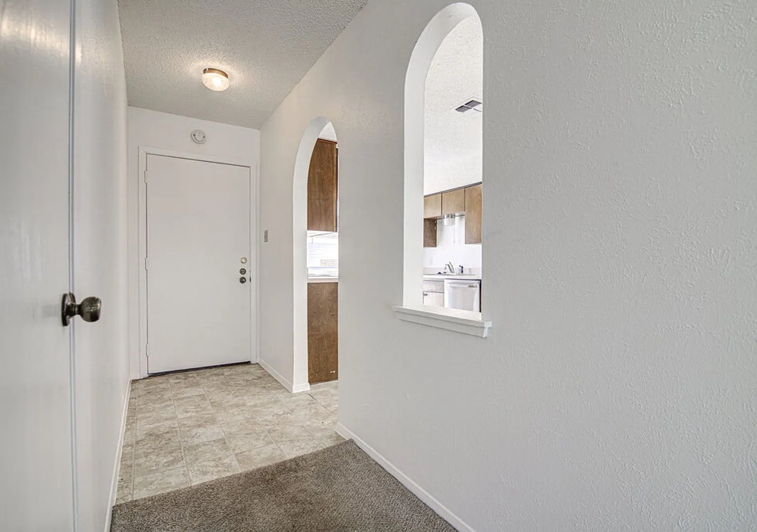 Charming 3 Bed / 2 Bath Home in a Prime Northwest Austin Location! — Photo 4
