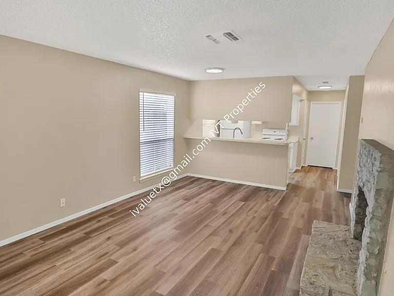 7912 Echo Wind St #7912 — Photo 20