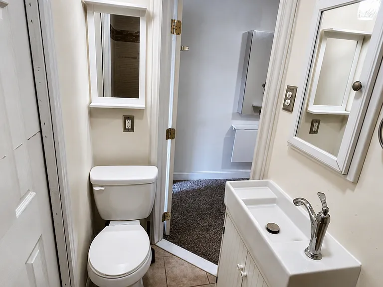 2306 Belgrade St — Photo 17