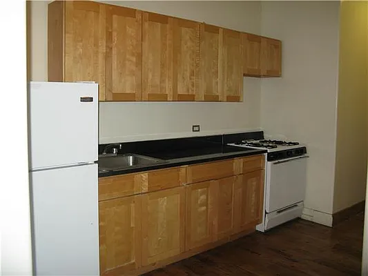 Rented by Lucien Perry | media 15