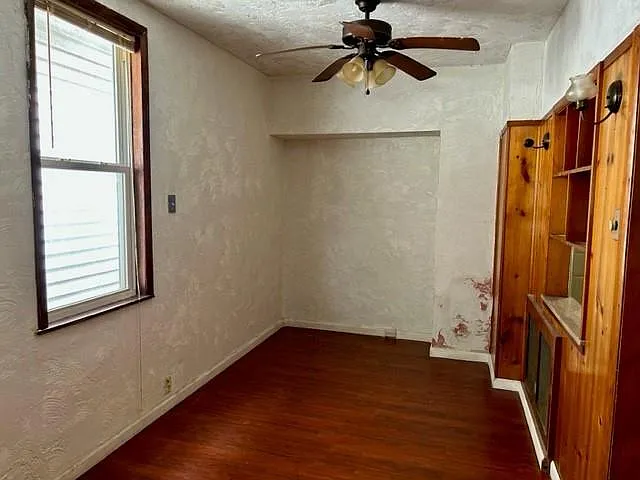 2618 Salisbury St — Photo 6