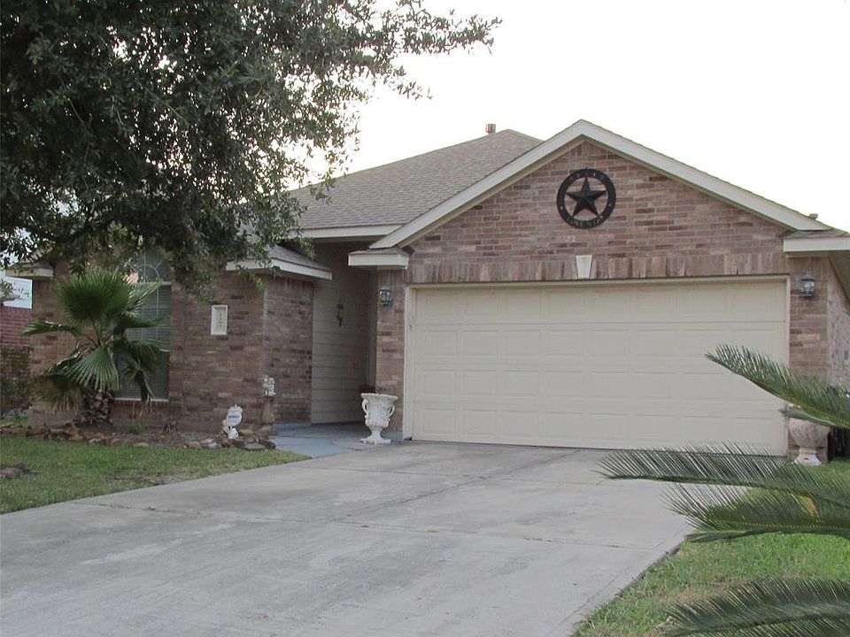 1st image of 1207 Imperial Lake Dr