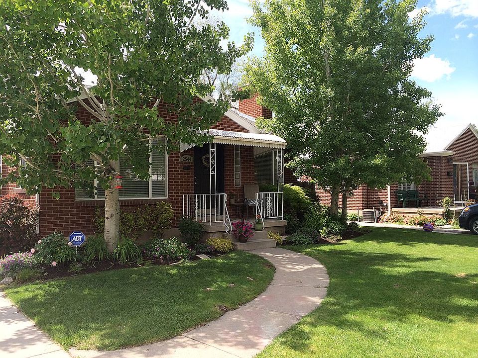 2nd image of 2544 S Wellington St