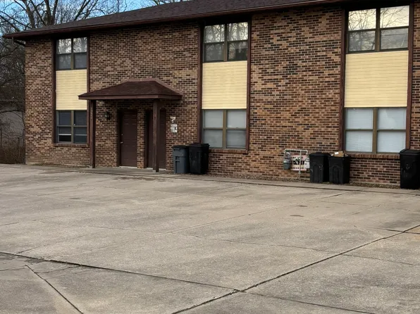 1221 S Spurgeon Ct, Columbia, MO 65203