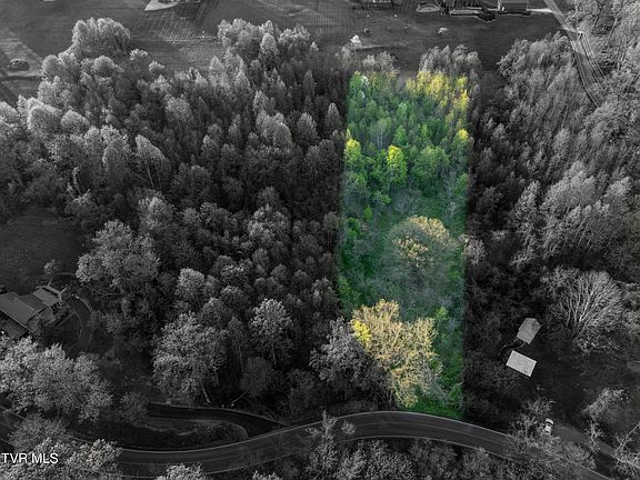 3rd image of 6270 Chestnut Ridge Rd