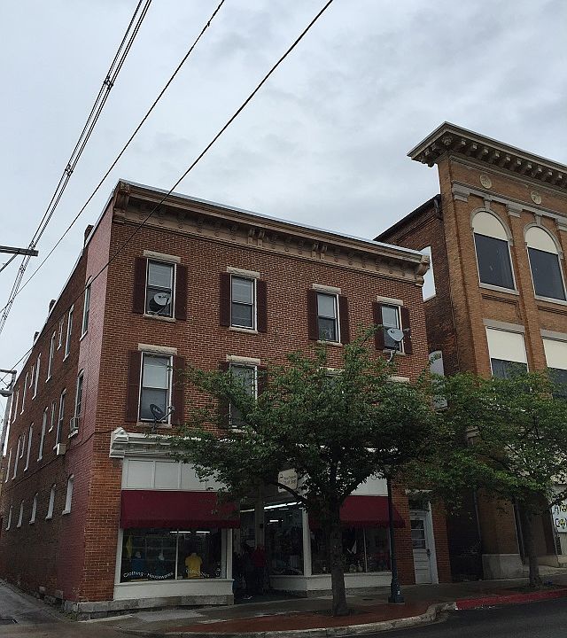 1st image of 20 W Franklin St APT 8