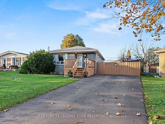 3rd image of 855 Zator Ave