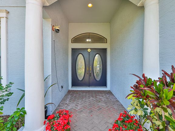 4th image of 2679 Lakebreeze Ln S
