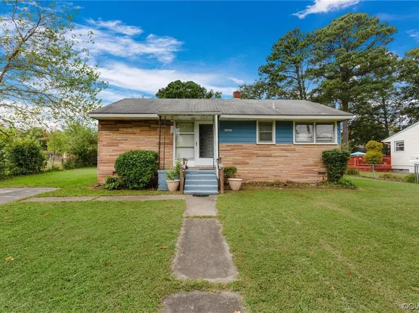 14232 Central Ave, Chester, VA 23836