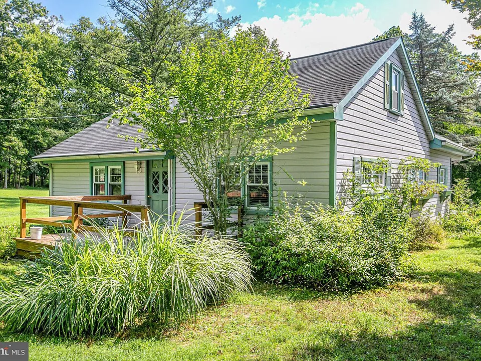 16A Van Kirk Rd