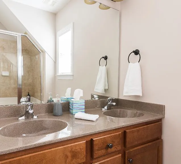 313 Woodvale Pl — Photo 15