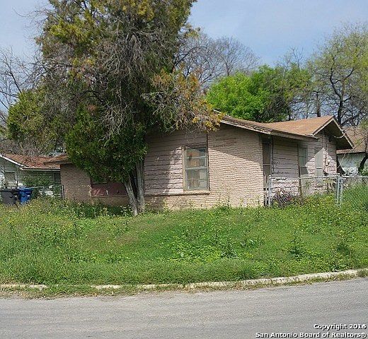 1st image of 207 Vanley Dr