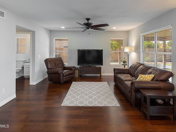 3rd image of 406 S Bonito Dr