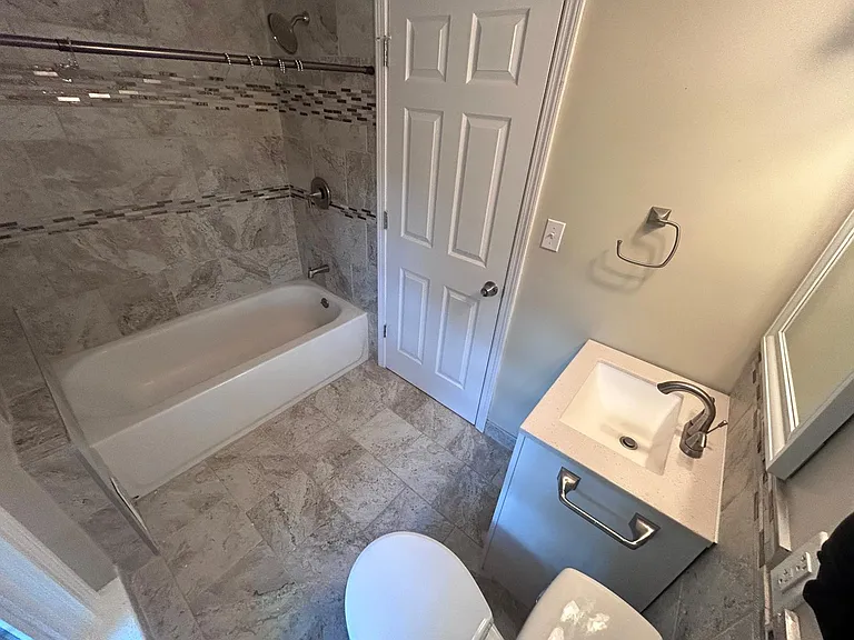 20825 Farnsleigh Rd — Photo 12