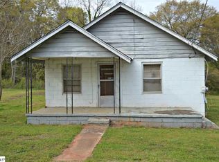 141 Ash Ave, Wellford, SC 29385