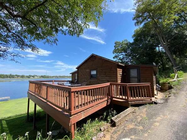 N4013 Oak Ridge Dr, Montello, WI 53949