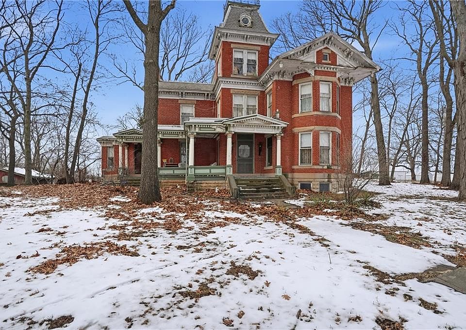 7th image of this home