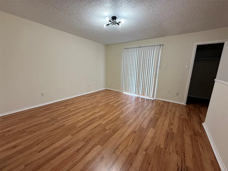 3837 Tanglewilde St #3837 — Photo 7
