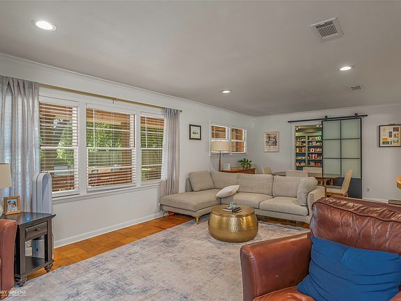 3rd image of 4508 Fern Ave